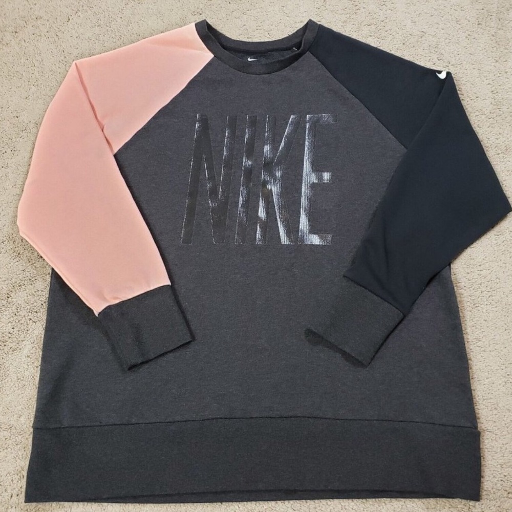 🛑SOLD🛑 Missed out! Nike dri fit 3 tone